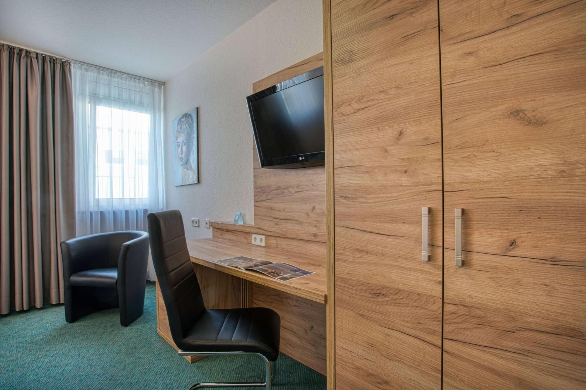 Centro Hotel Boeblingen, Trademark Collection By Wyndham Экстерьер фото