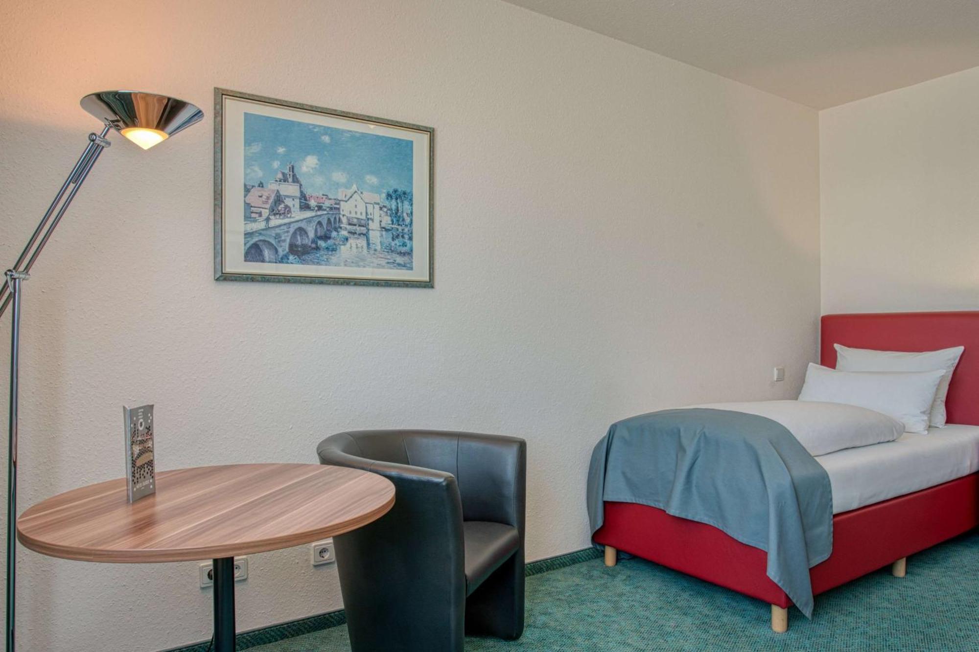 Centro Hotel Boeblingen, Trademark Collection By Wyndham Экстерьер фото